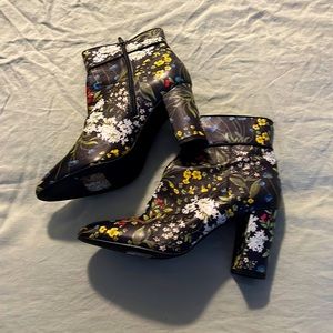 Wittner black floral leather boots